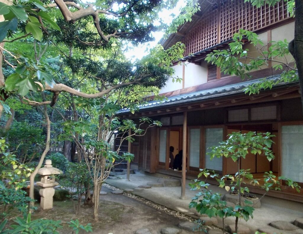 楽水園