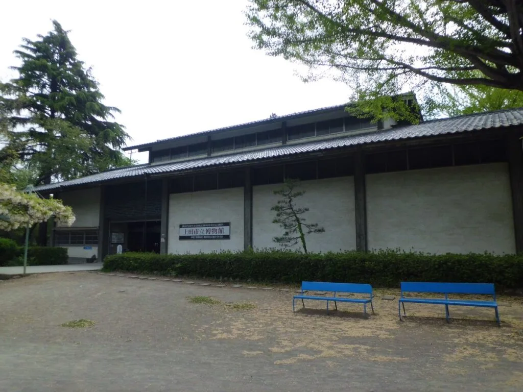 上田市立博物館