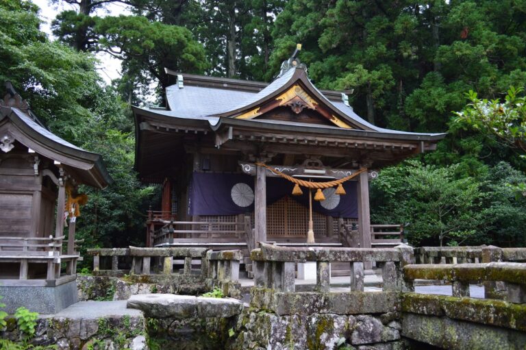 宇奈岐日女神社