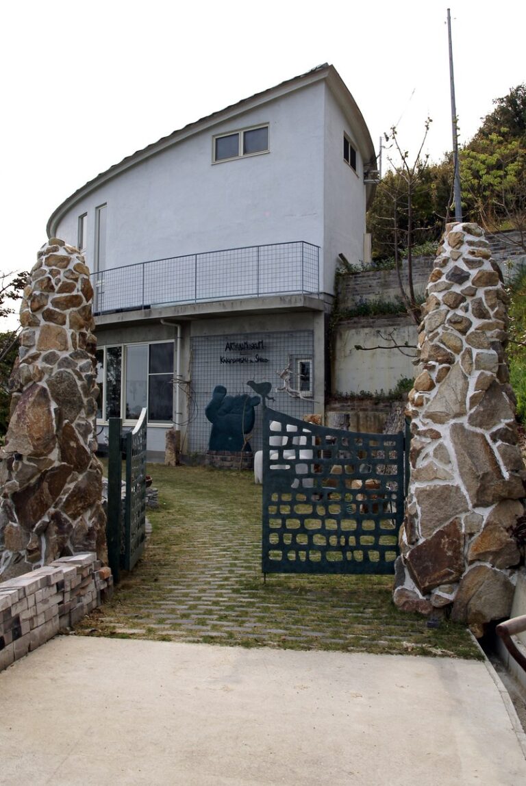 淡路大磯アート山・大石可久也美術館