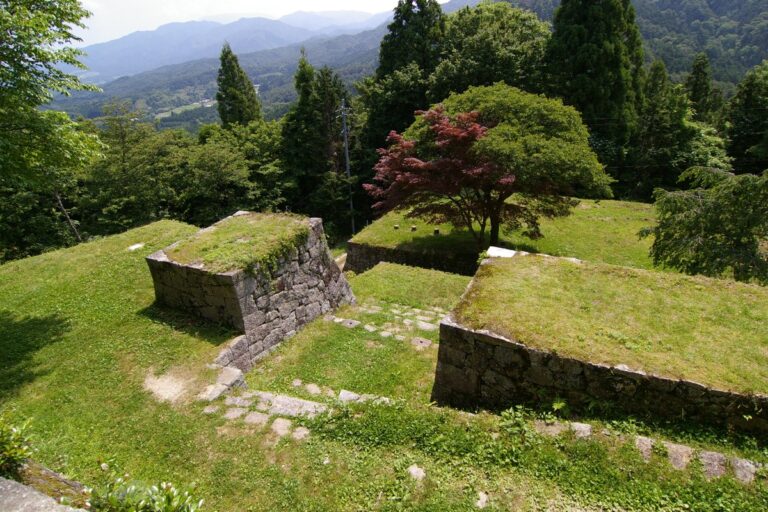 岩村城