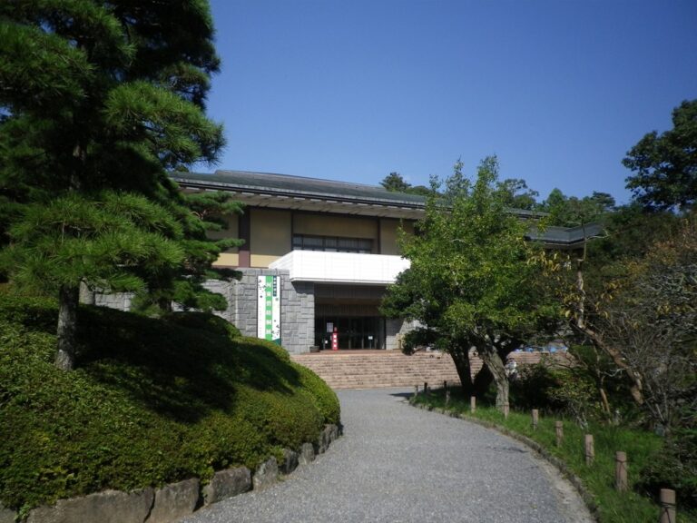 成田山書道美術館