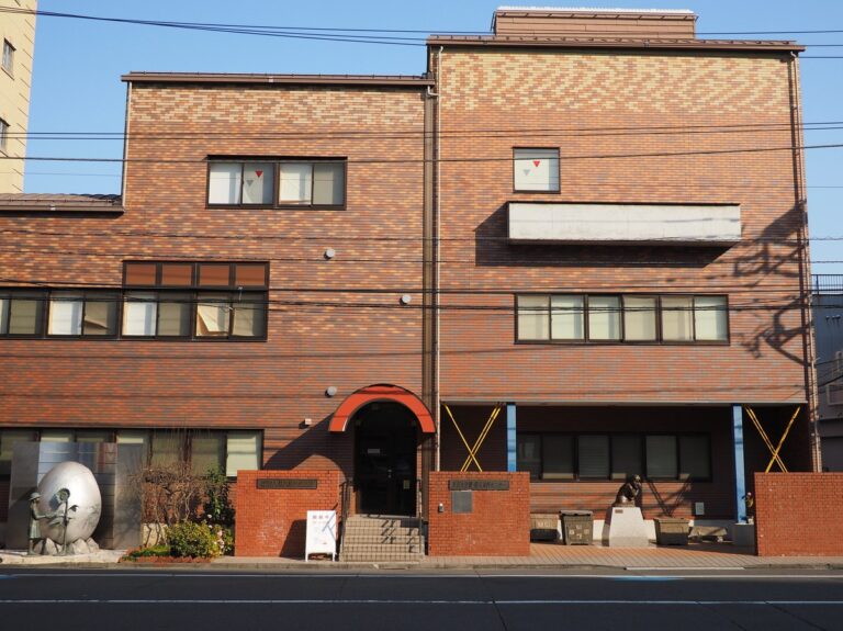 東京大空襲・戦災資料センター