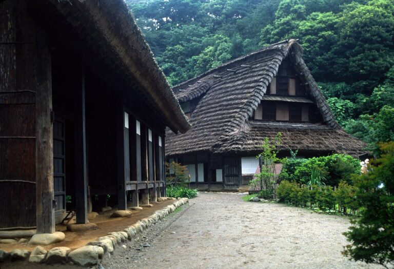 日本民家園