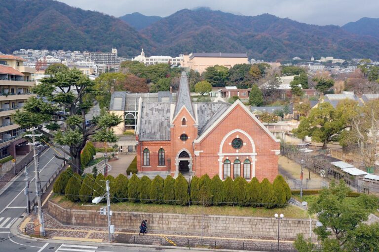 神戸文学館