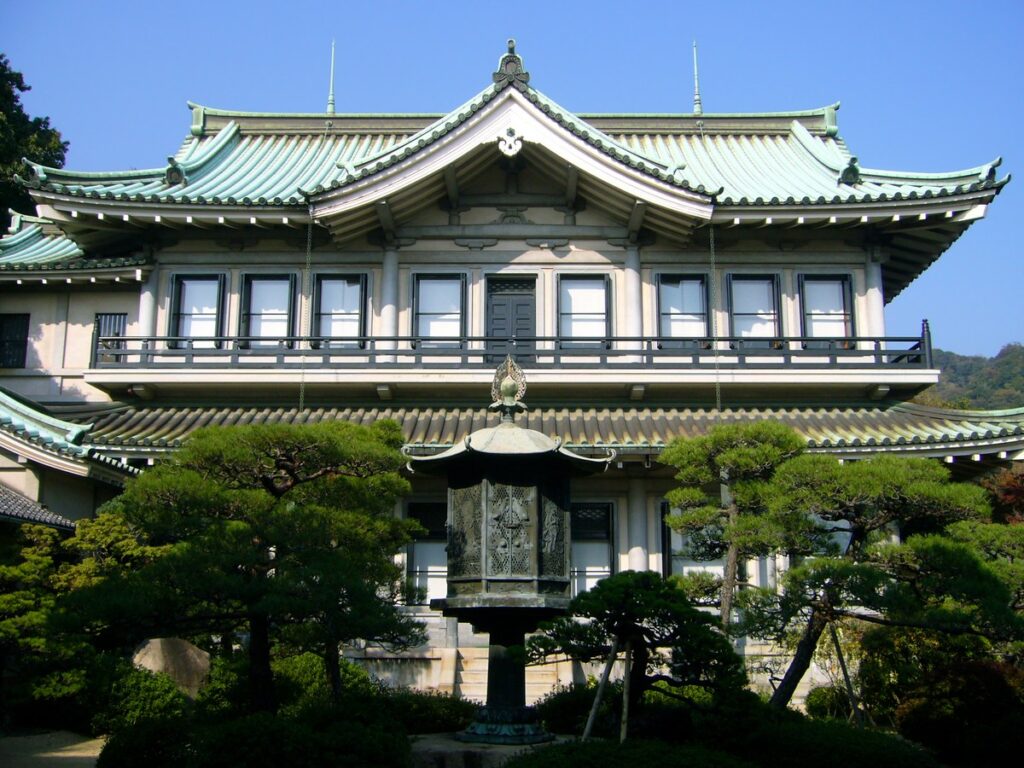 白鶴美術館