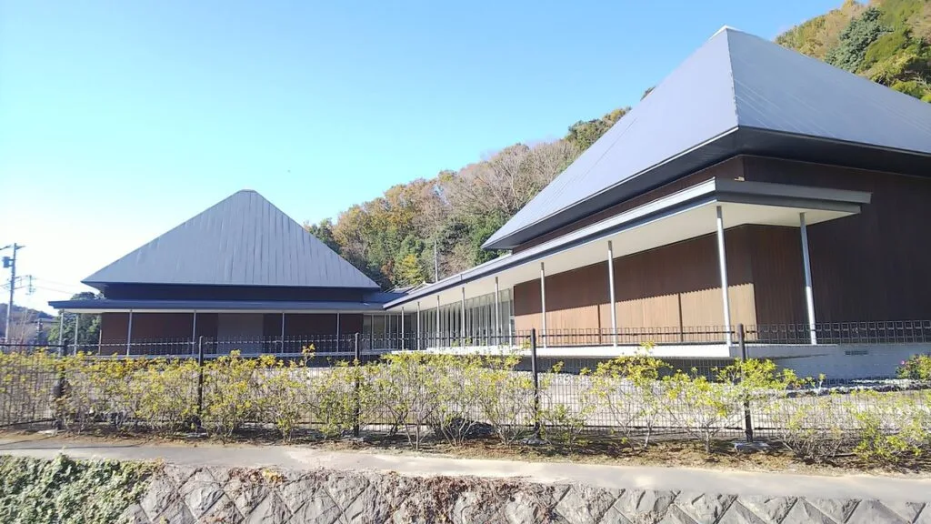 かんなみ仏の里美術館