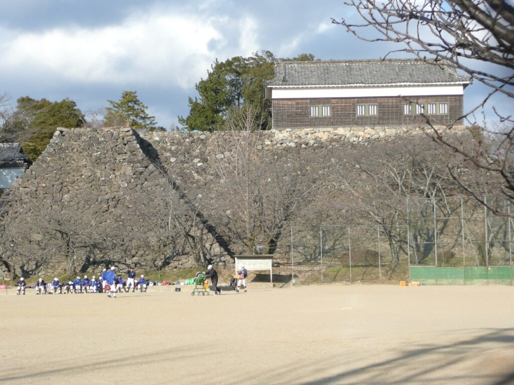 亀山城