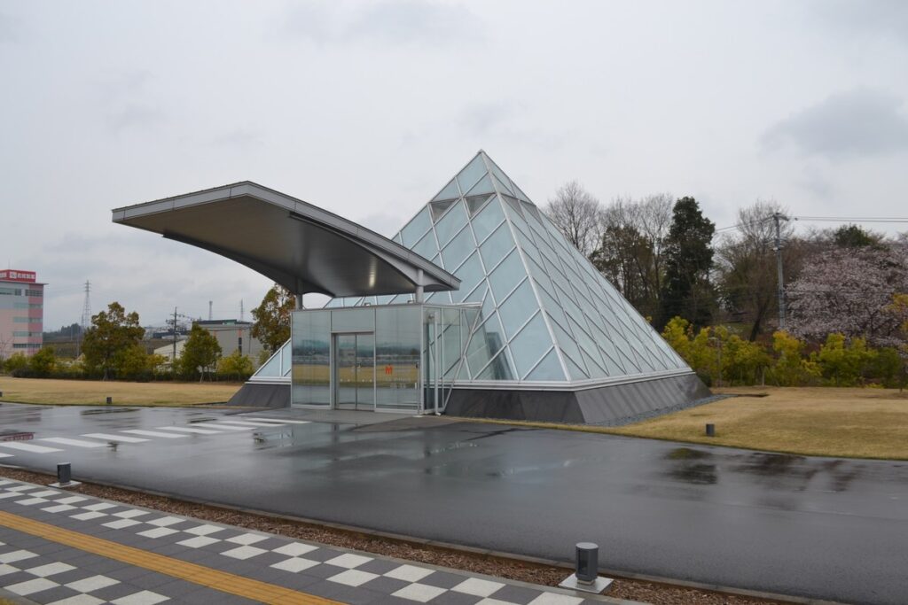 ヤマザキマザック工作機械博物館
